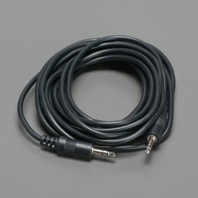 Cables/Connectors/Adaptors