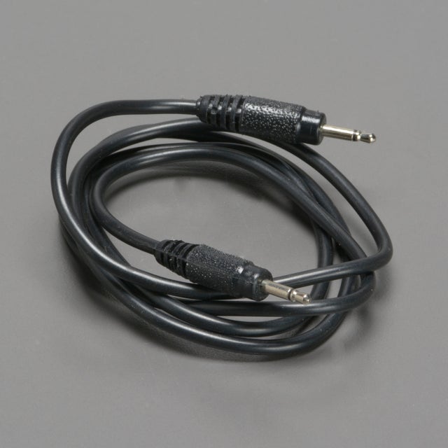Cables/Connectors/Adaptors